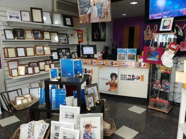 trifoto