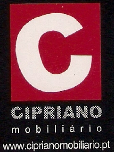 Cipriano Mobili&aacute;rio